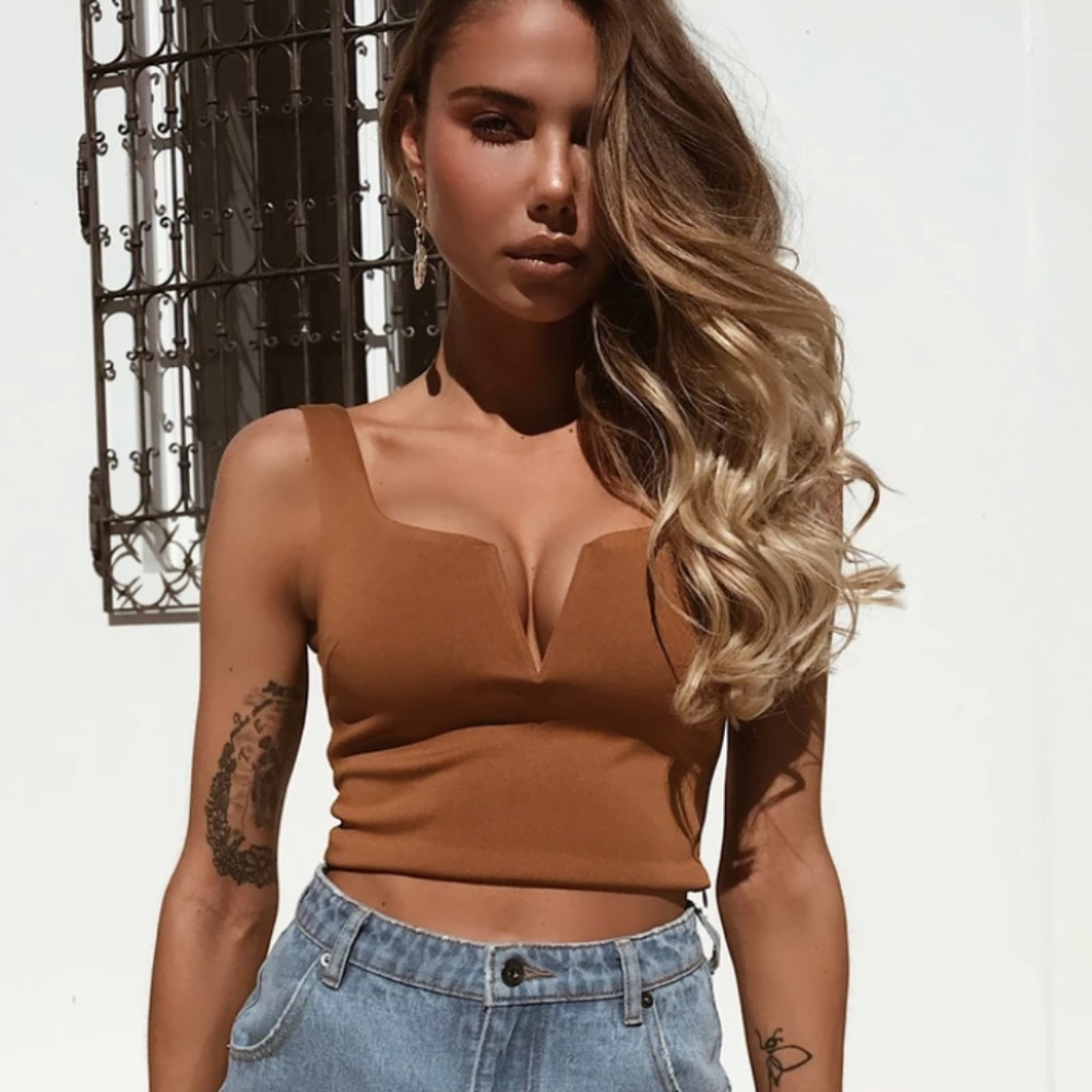 🌟NWT🌟Tiger Mist Leah Crop Top